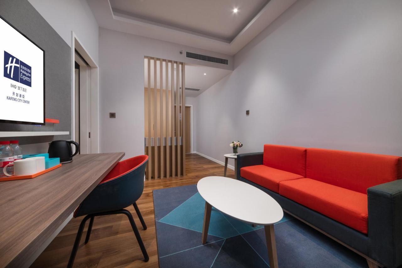 Holiday Inn Express Kaifeng City Center By Ihg Kültér fotó