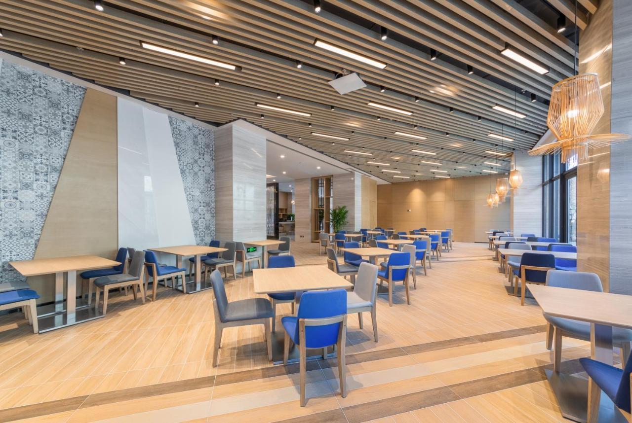 Holiday Inn Express Kaifeng City Center By Ihg Kültér fotó
